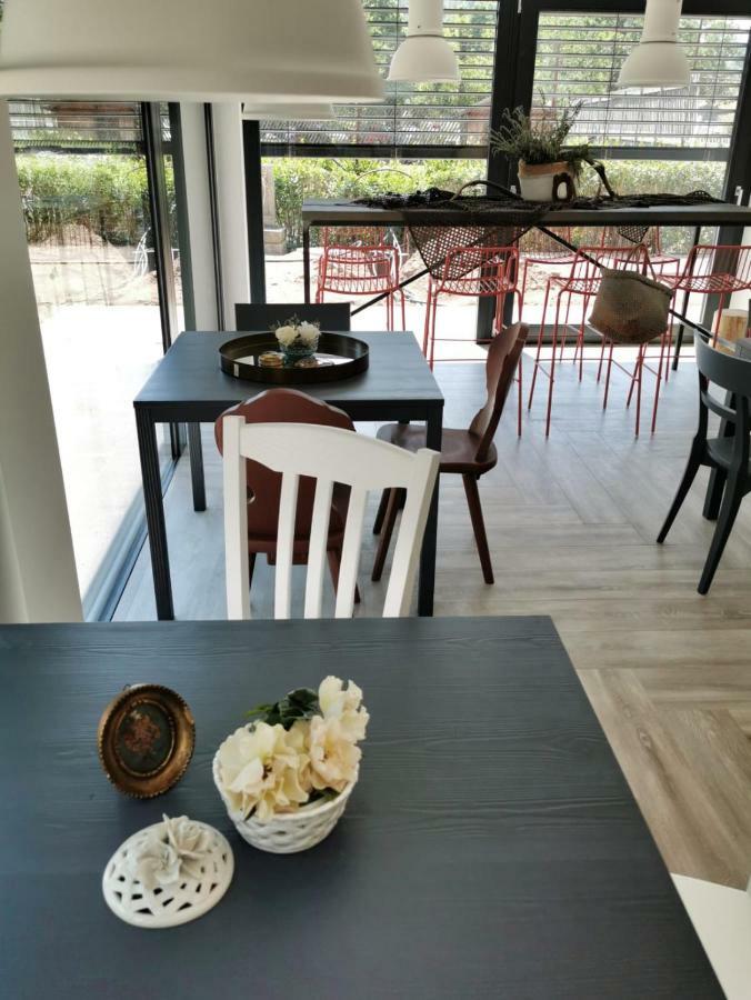 Affittacamere Casa Ester บาเซลกา ดิ ปีเน ภายนอก รูปภาพ