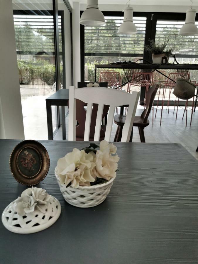 Affittacamere Casa Ester บาเซลกา ดิ ปีเน ภายนอก รูปภาพ