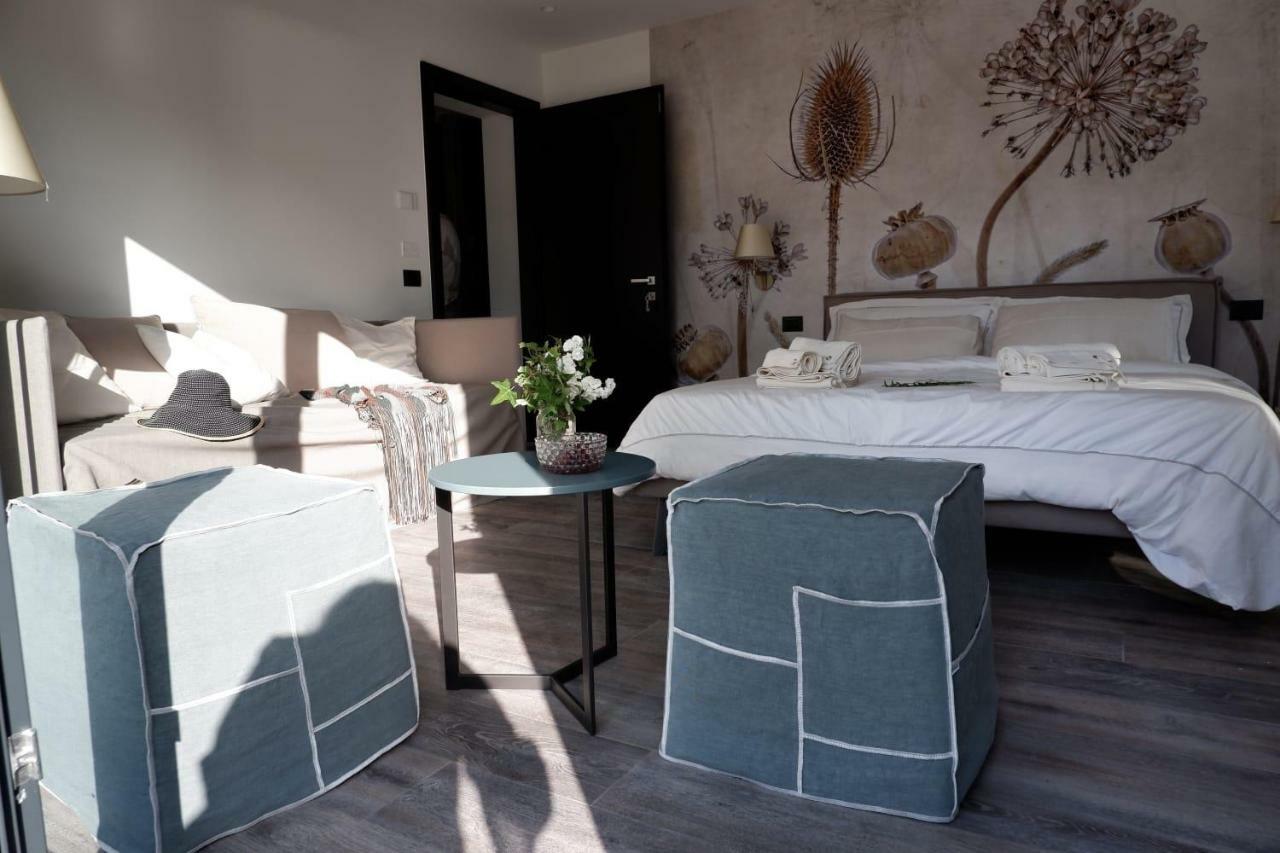 Affittacamere Casa Ester บาเซลกา ดิ ปีเน ภายนอก รูปภาพ
