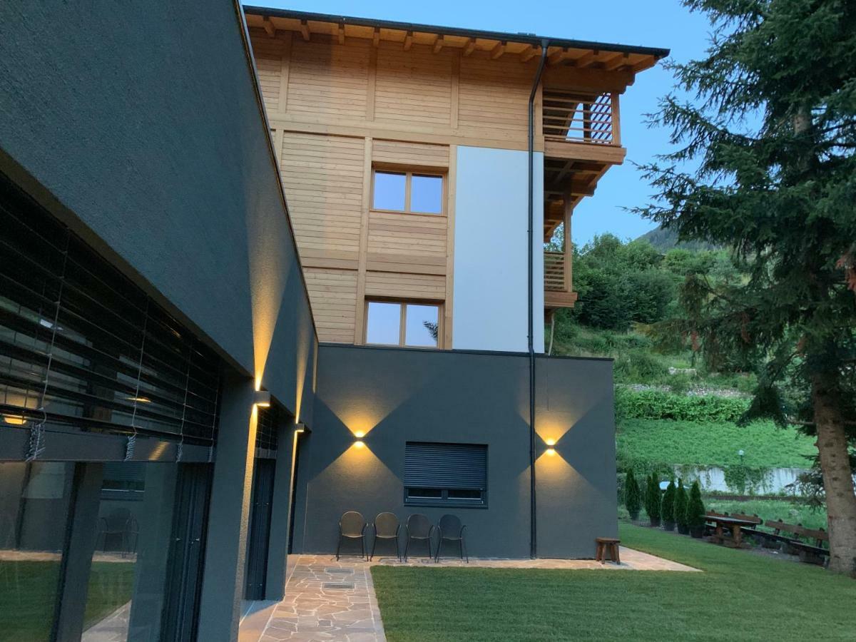 Affittacamere Casa Ester บาเซลกา ดิ ปีเน ภายนอก รูปภาพ
