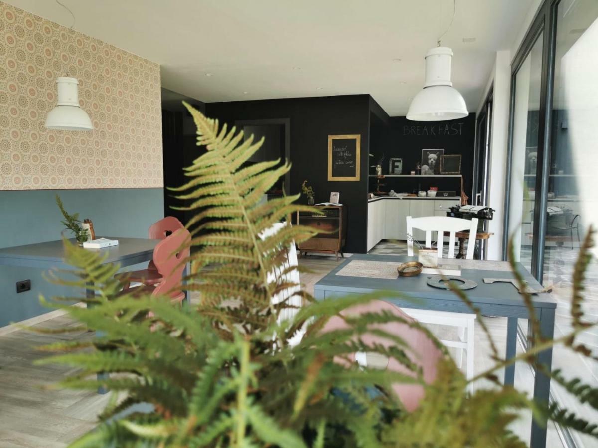 Affittacamere Casa Ester บาเซลกา ดิ ปีเน ภายนอก รูปภาพ